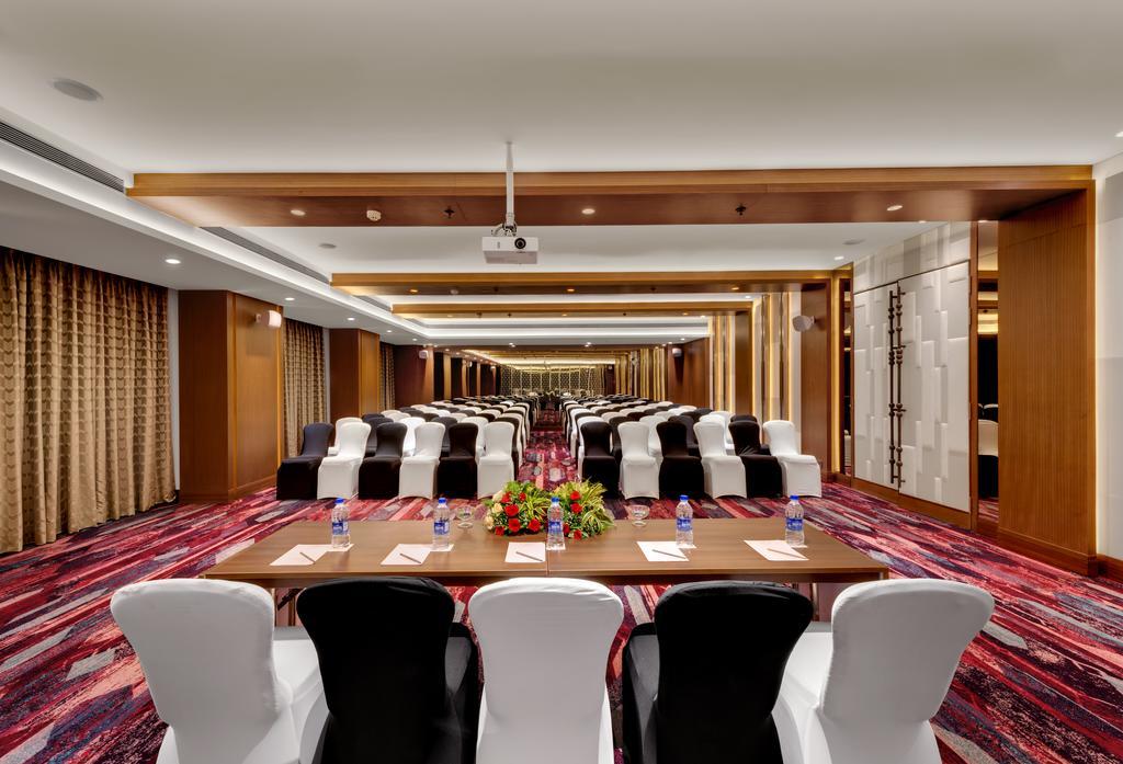The Fern - Goregaon Mumbai Exterior foto